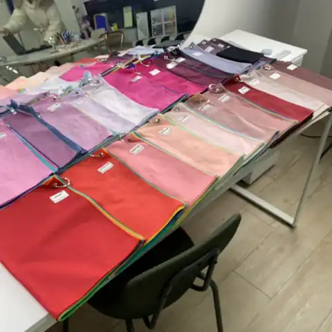 상담에 쓰는 색천과 색상표